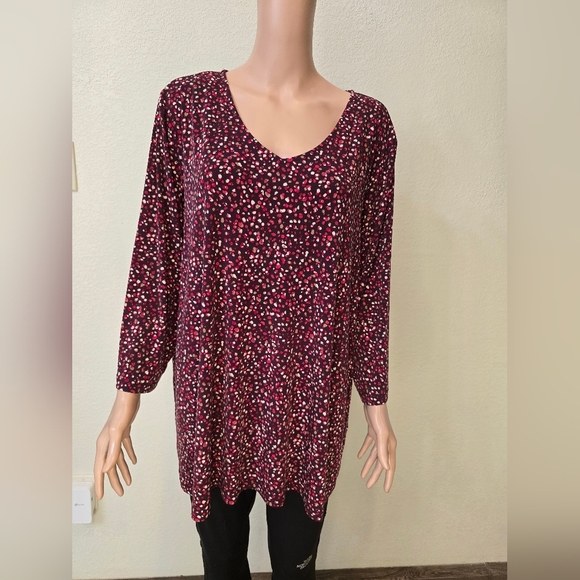 Susan Graver Blouse Top 2x  Abstract V Neck Stretch Long Sleeve - Picture 8 of 9